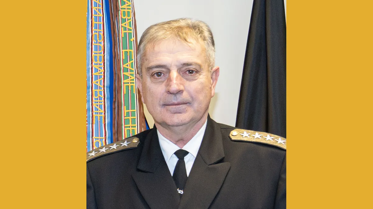 Адмирал Емил Ефтимов (архив)